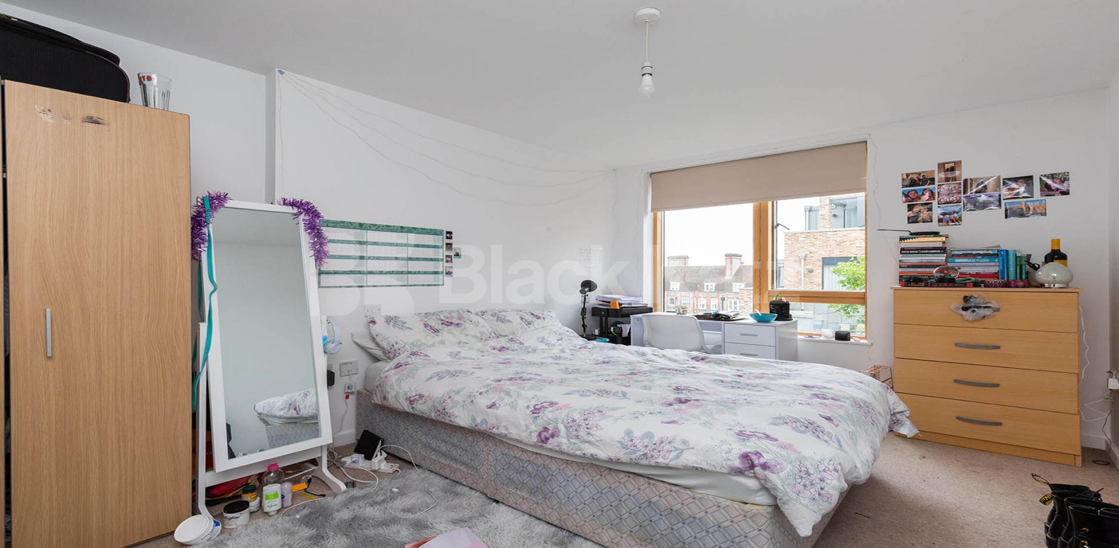 Modern two double bedroom two bathroom with balcony near tube  York Way, Caledonian Road